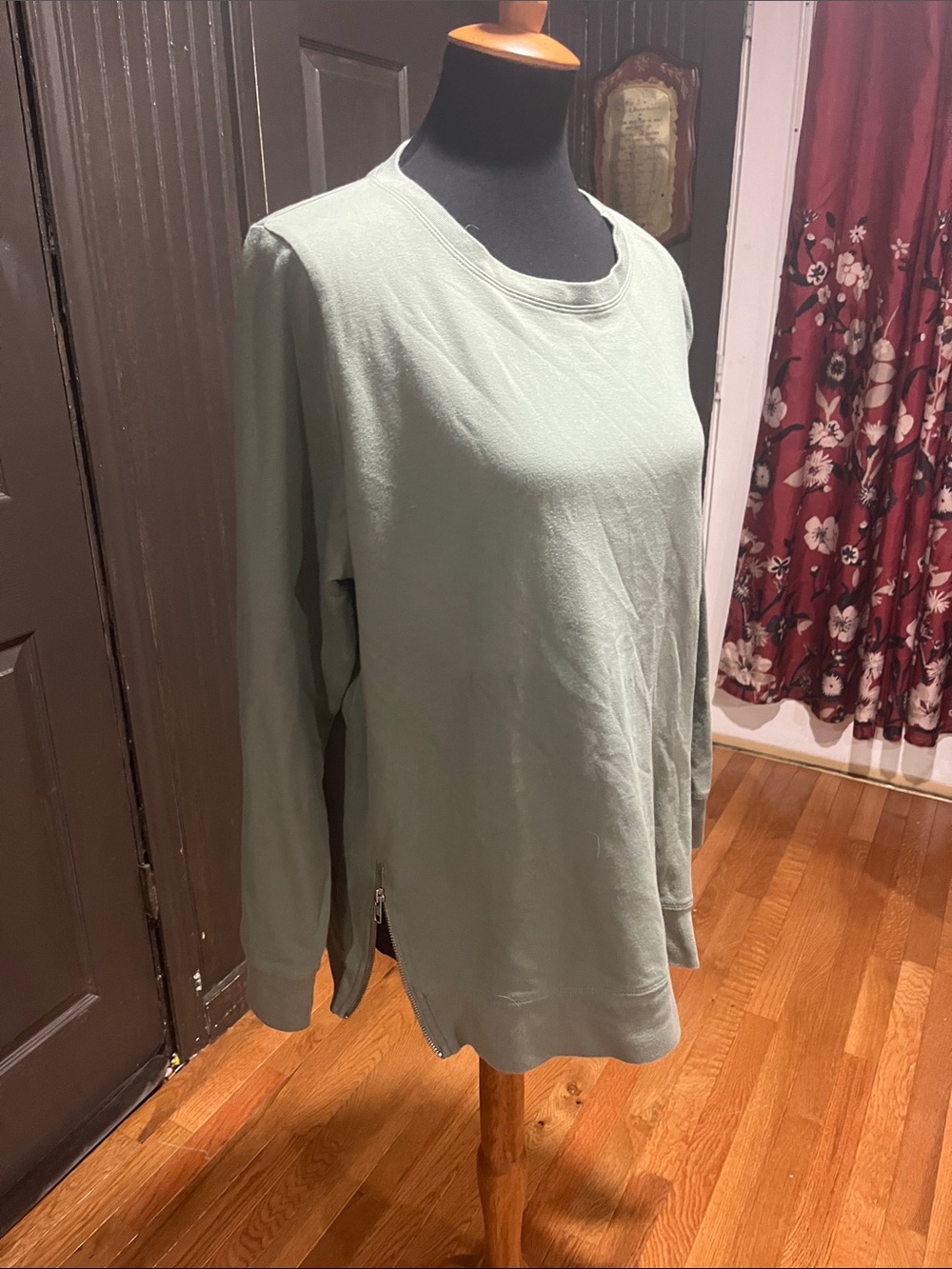 J. Crew Sage Green Long Sleeve Crewneck Sweatshirt